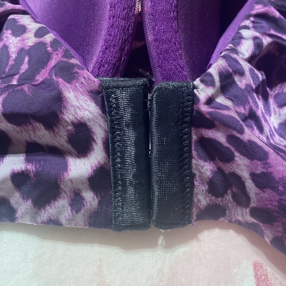 Torrid Curve Animal Print Non Padded Bra Size 40D - Picture 6 of 9